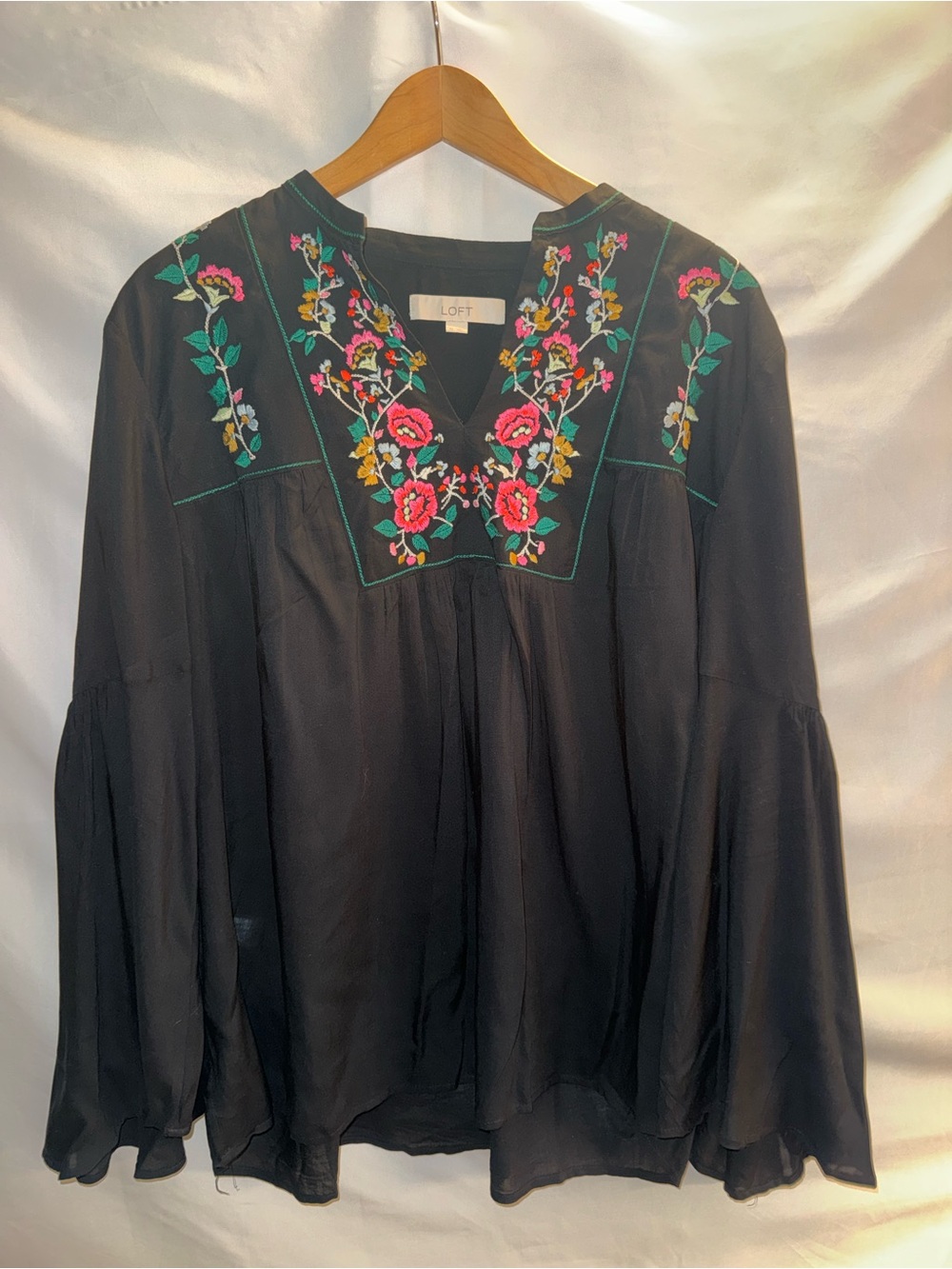 LOFT Black Embroidered Boho Peasant Top - Pink Floral XL
